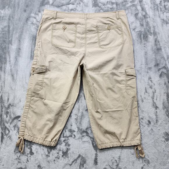 Vintage St Johns Bay Pants Women 16 Tan Khaki Cargo Capri Drawstring Hem Stretch - Picture 3 of 11